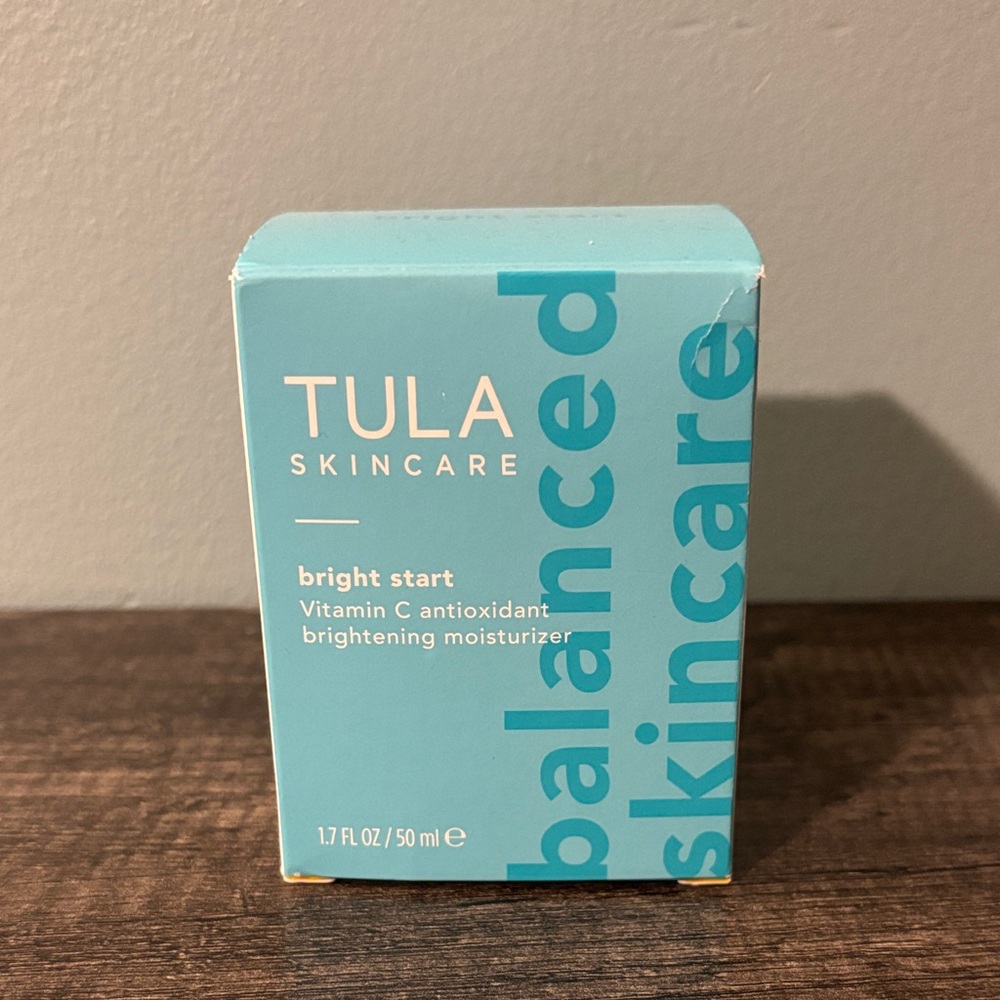 TULA Skincare Bright Start Vitamin C Moisturizer - Light Blue